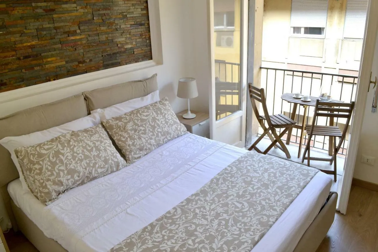 Modarno Exclusive Apartments Florença 0*,  Itália